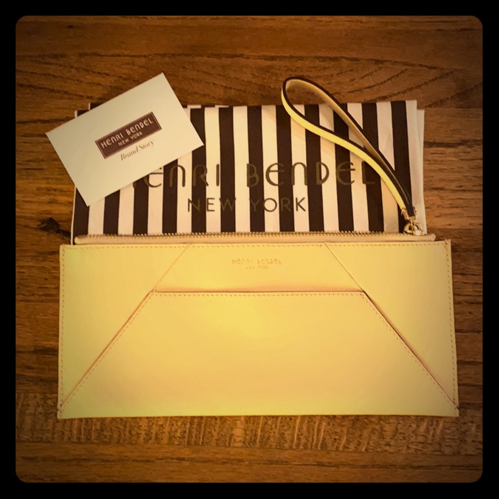 HENRI BENDEL W 57TH TRAVEL POUCH SAFFIANO LEATHER